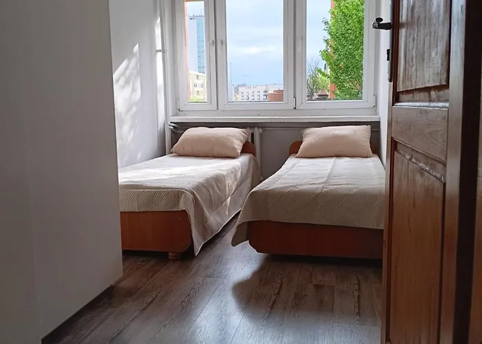 Ivona Grabiszynska *