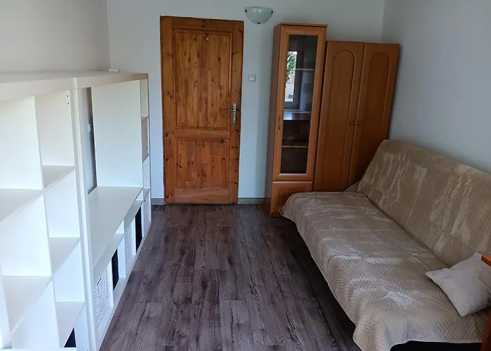 Ivona Grabiszynska *